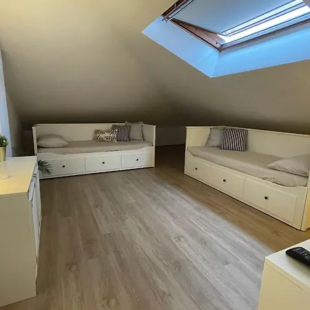 Anna Apartment *